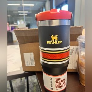 Stanley The Varsity Iceflow Flip Straw 30oz. Tumbler Brand New *Sold Out*